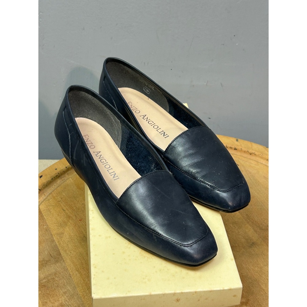 Enzo Angiolini Loafers Womens 7.5N Navy Liberty Leather Square Toe Flat Brazil